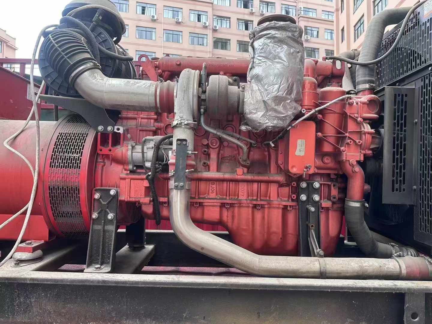 西吉如何选择适合 600kW 柴油发电机组的过载保护器？