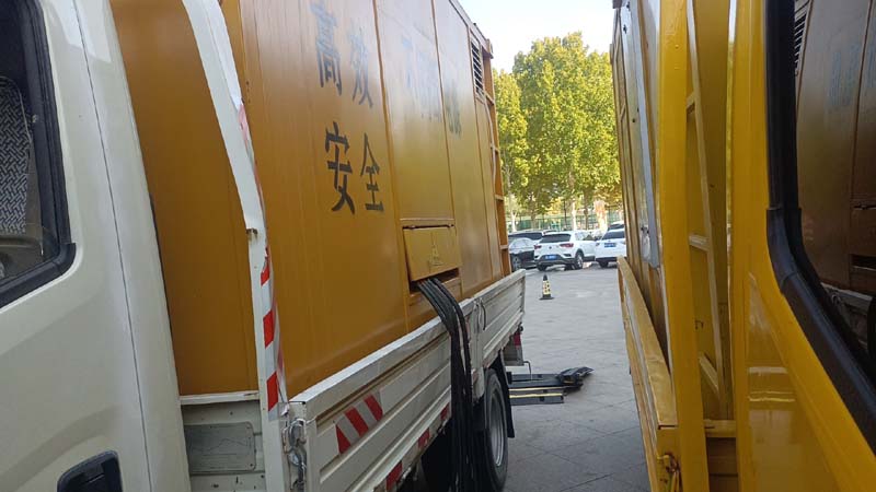 西吉如何判断柴油发电机组和UPS电源的切换时间是否符合要求？